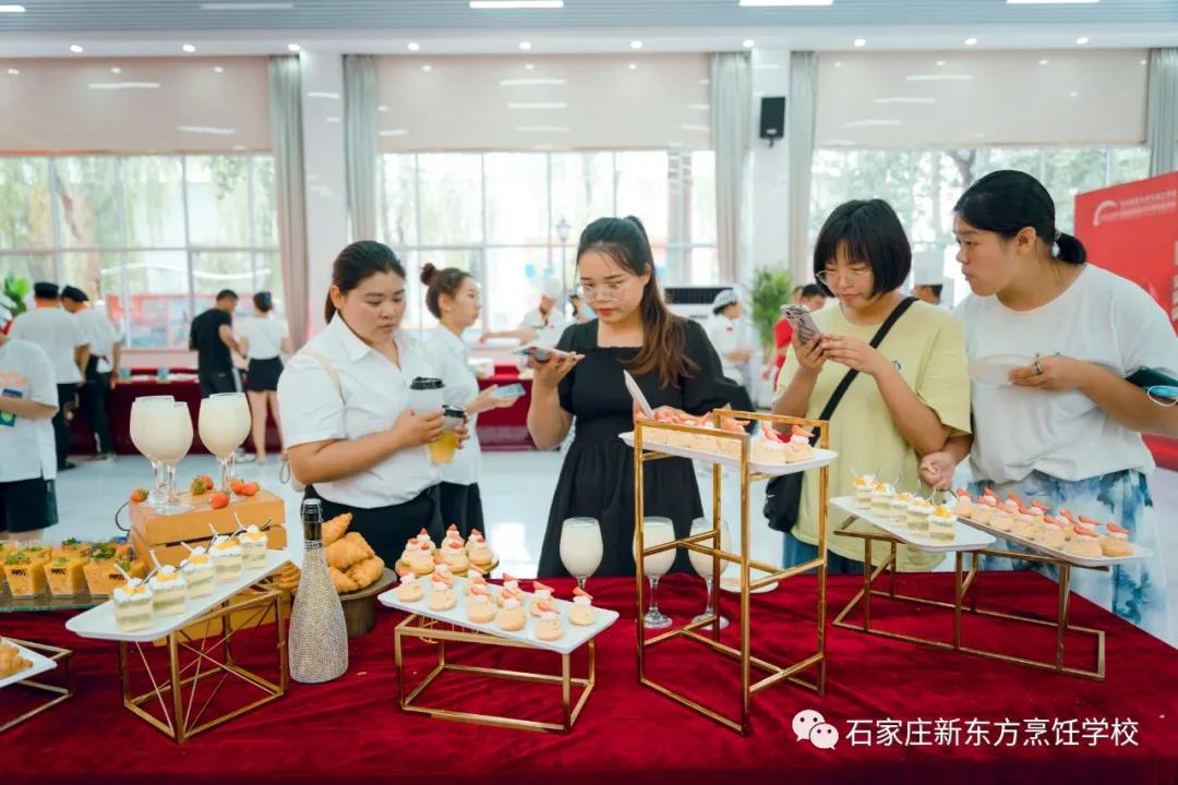 吃貨節(jié)丨邀您參加味蕾暴擊的美食品鑒會火鍋專場?。?>
                        <div   id=