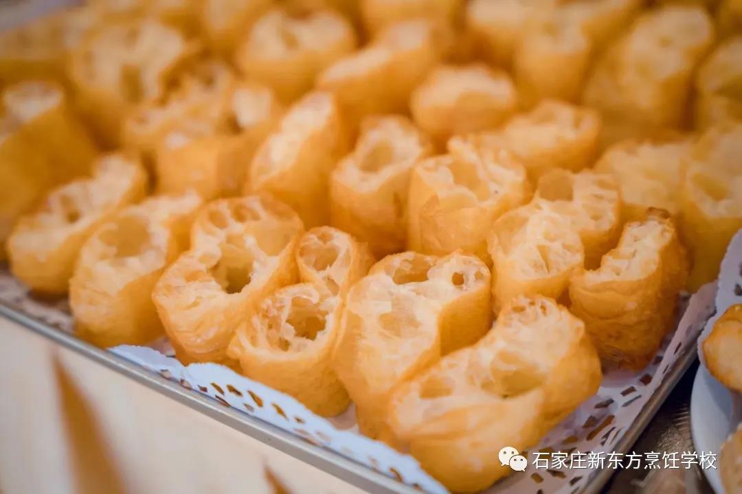千元創(chuàng)業(yè)，冬季爆款餐飲小吃項(xiàng)目：無礬油條