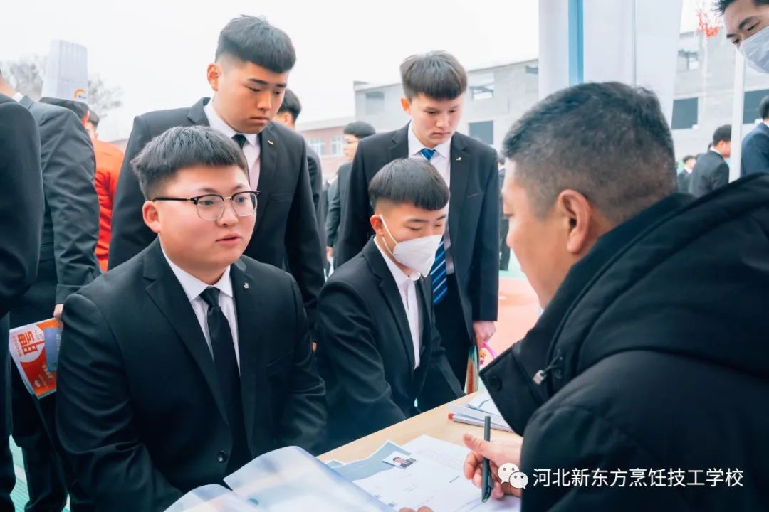 月入！這屆年輕人是怎么做到的？