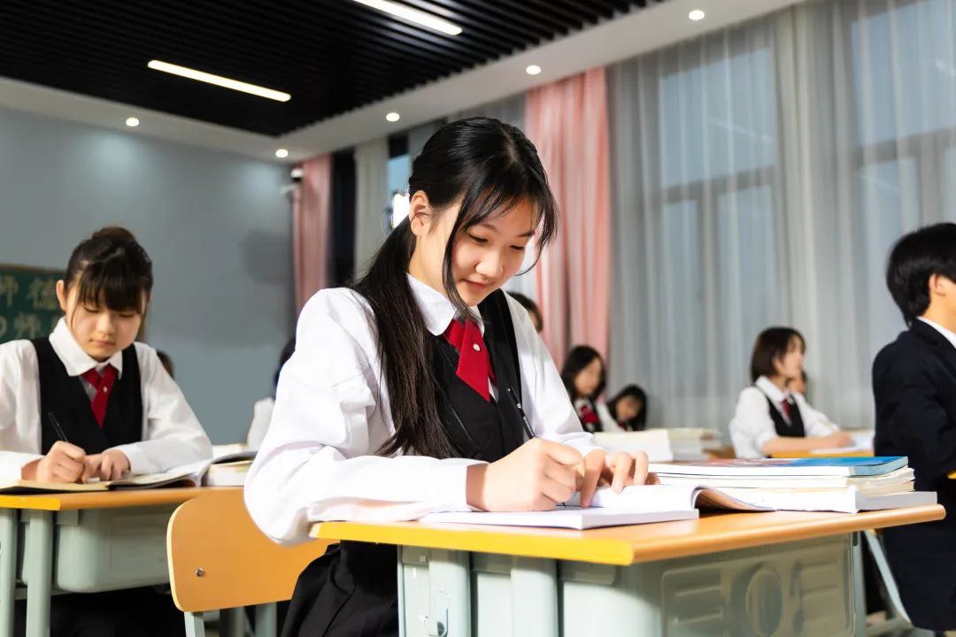 初中畢業(yè)生學技術(shù)，請先查收這份職業(yè)規(guī)劃！