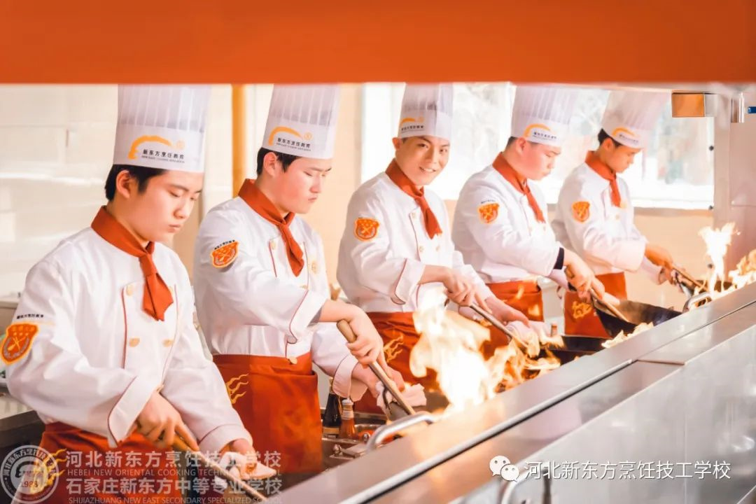 【就業(yè)難】裁員潮+1179萬畢業(yè)生，面對(duì)如此嚴(yán)峻的就業(yè)市場(chǎng)，如何成功突圍？