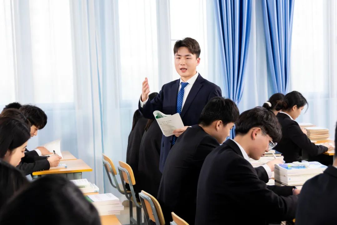 未來已來！職業(yè)教育大勢下初高中生的明智選擇