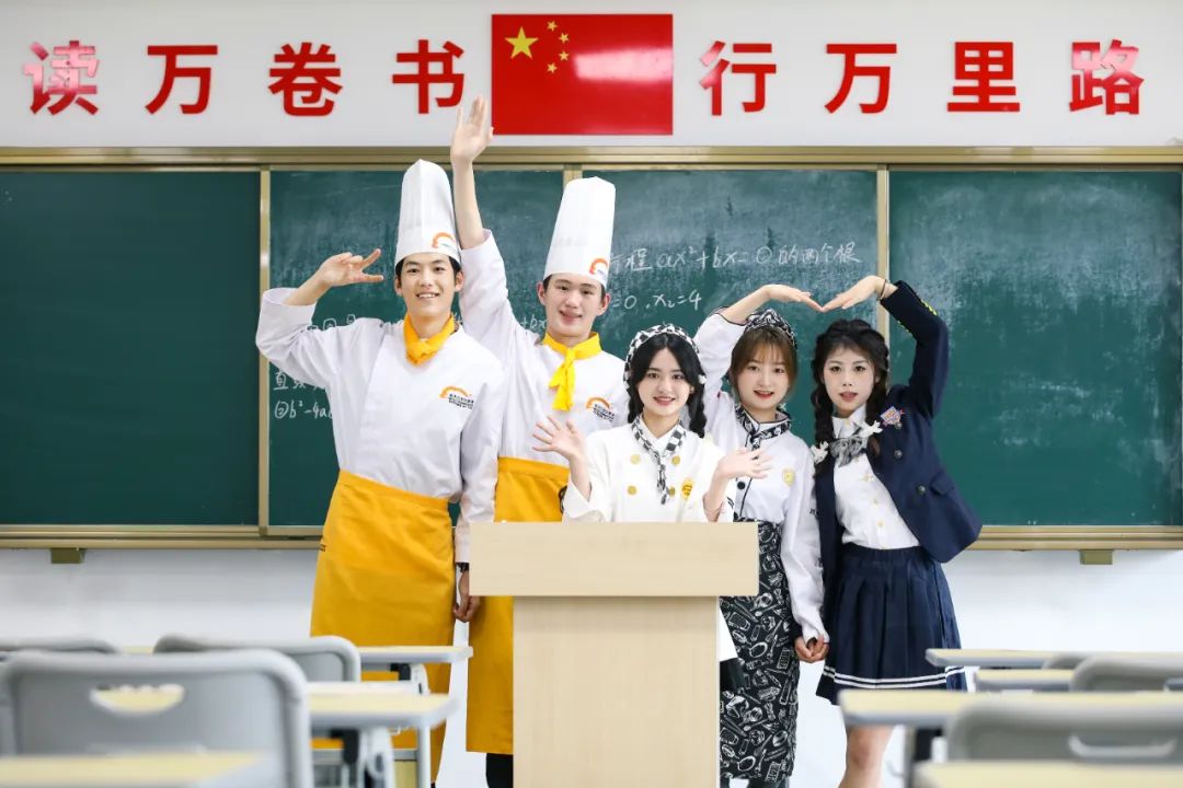 夢(mèng)想啟航，技能綻放的璀璨舞臺(tái)，河北新東方編織出你想要的詩(shī)和遠(yuǎn)方！