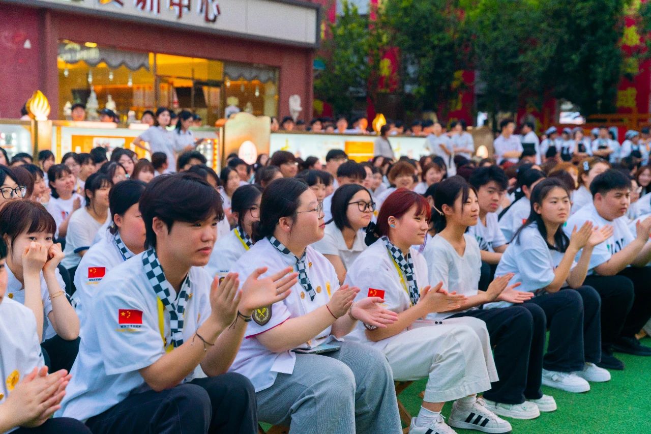 眼見為實！今日河北新東方整豬分檔取料公開課，品質(zhì)教學(xué)邀您親鑒！