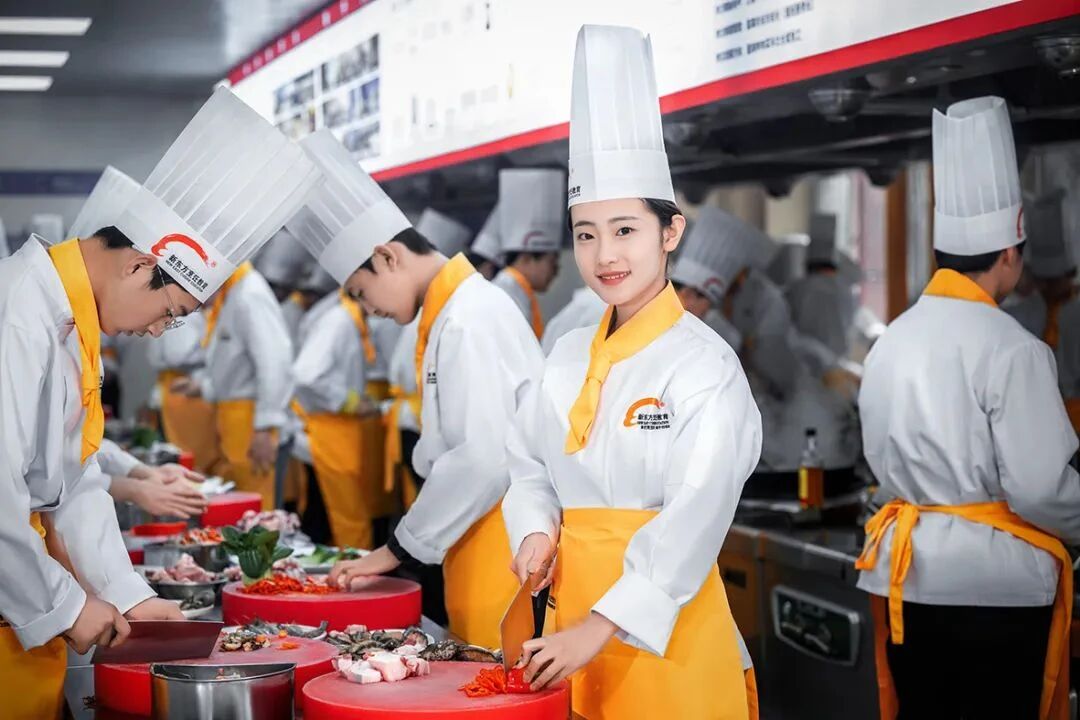 九月底了還能轉(zhuǎn)學(xué)嗎？如何選擇一個(gè)專業(yè)好、師資好、就業(yè)好的學(xué)校呢？