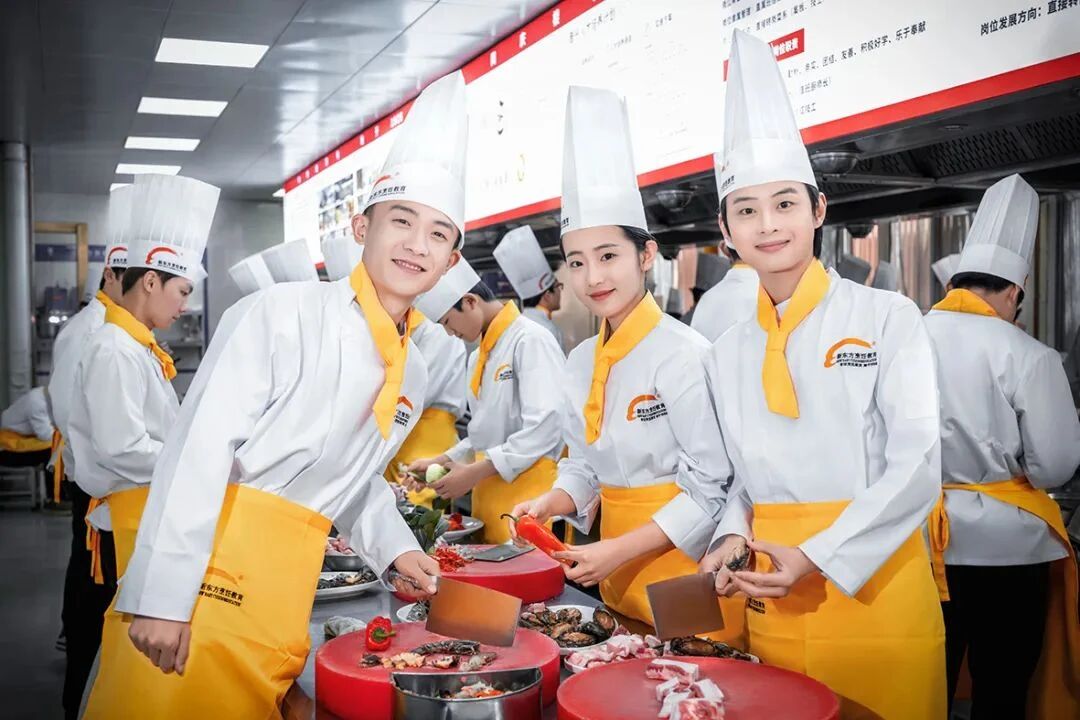 【想學技術(shù)必看】學什么技術(shù)能賺錢又吃香？什么技術(shù)簡單好學前景又好?