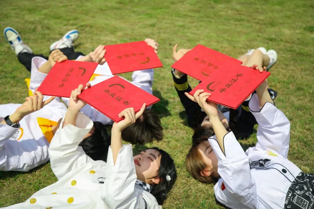 c30e44cab0f8ba9f45545a5cd5142138.jpg c30e44cab0f8ba9f45545a5cd5142138.jpg